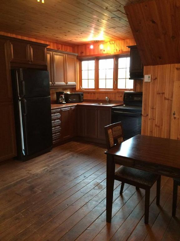 Apartament Le Chalet Shawinigan Zewnętrze zdjęcie